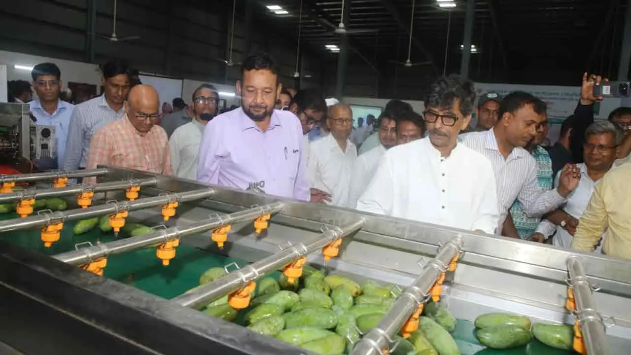 গাবতলীর ভিএইচটি সেন্টারে চালু হচ্ছে ওয়ান-স্টপ সার্ভিস : কৃষিমন্ত্রী