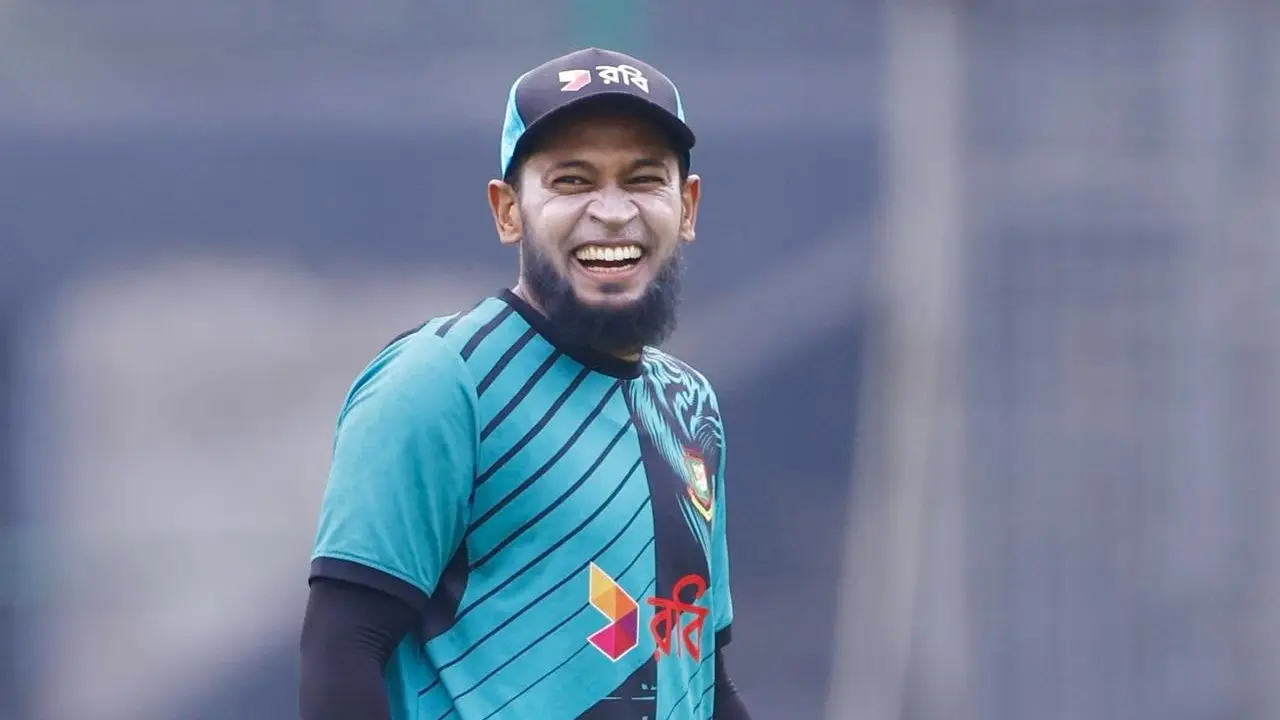 মুশফিককেও কোচিংয়ে আনতে চায় বিসিবি