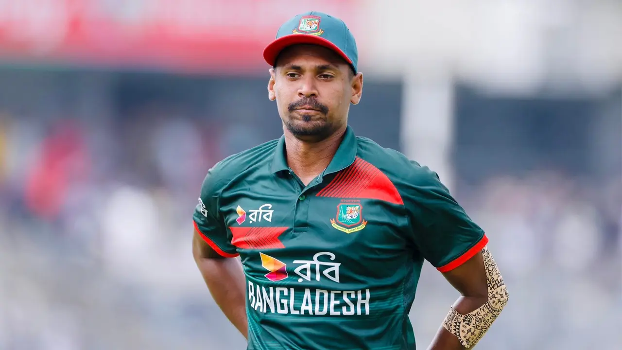 ইনজুরি নিয়েই দ্য হান্ড্রেডে যাচ্ছেন মুস্তাফিজ
