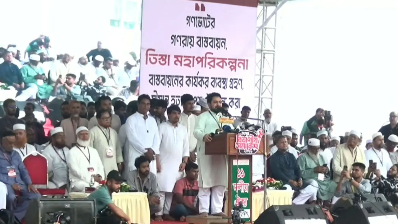 তারেক রহমানের চীন সফরের অর্জন শূন্য : নাহিদ ইসলাম