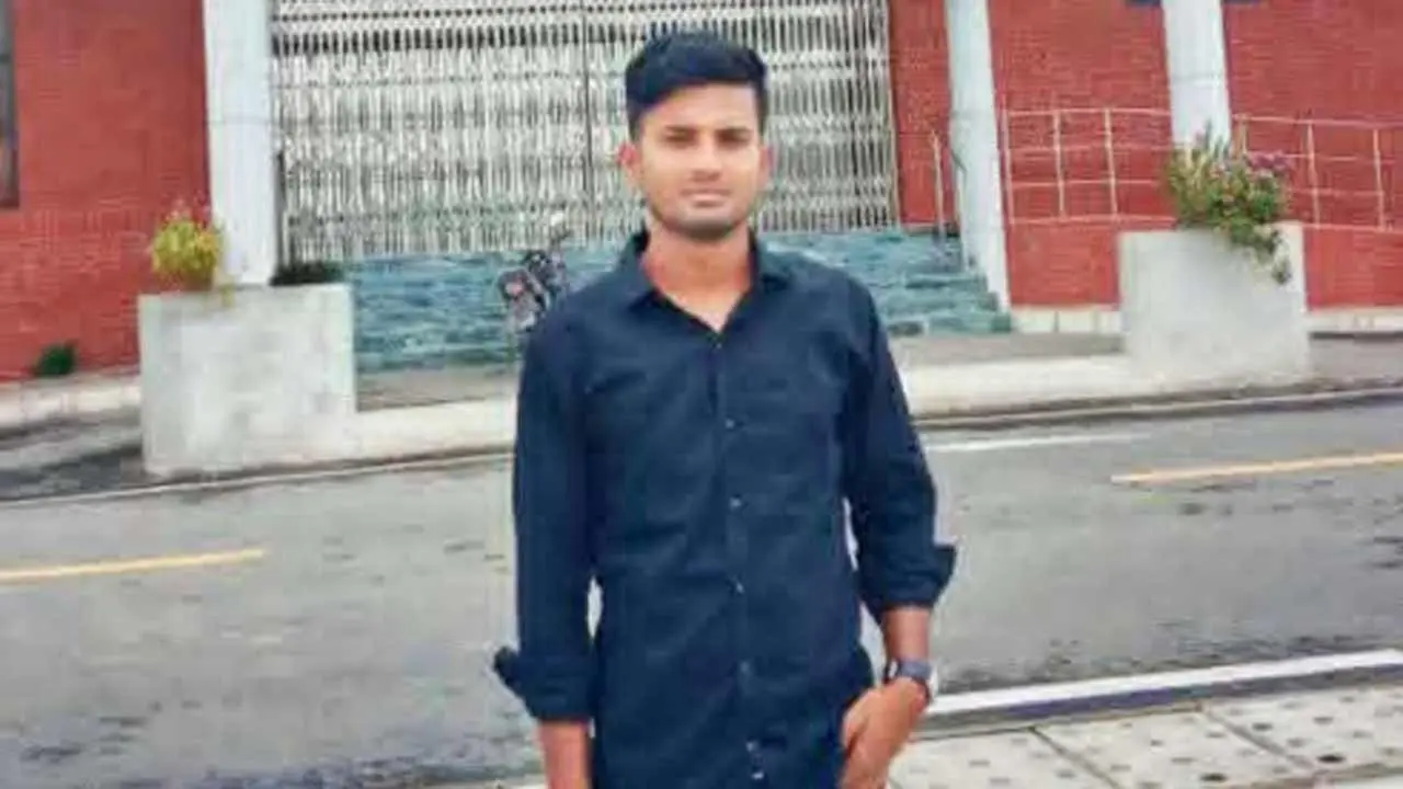 নড়াইলে পাওনা টাকা চাওয়ায় যুবককে কুপিয়ে হত্যা