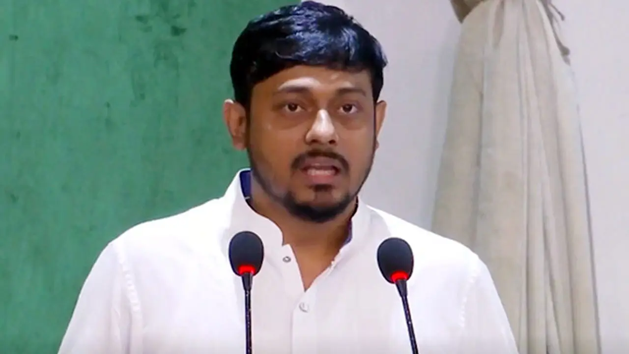 ‘ইলেকশন করে গদি মোটা হয়ে গেছে, জনগণকে আর গোনার টাইম নাই’