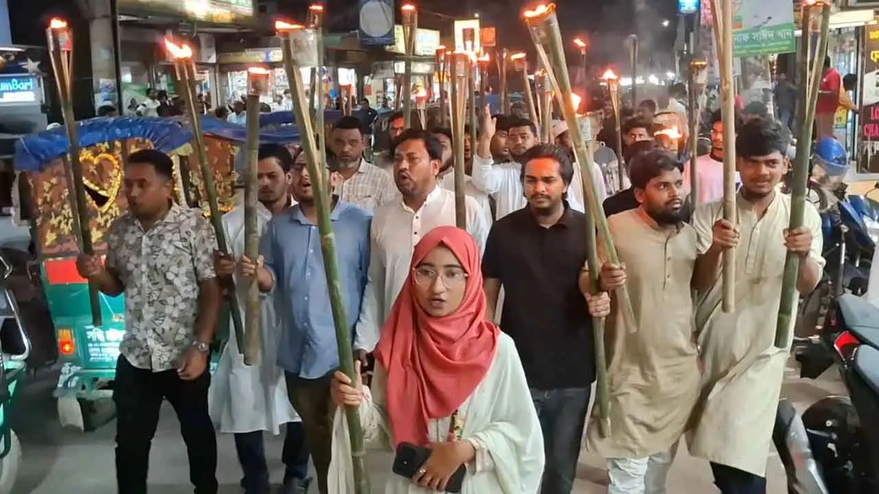 কিশোরগঞ্জে এনসিপির মশাল মিছিল