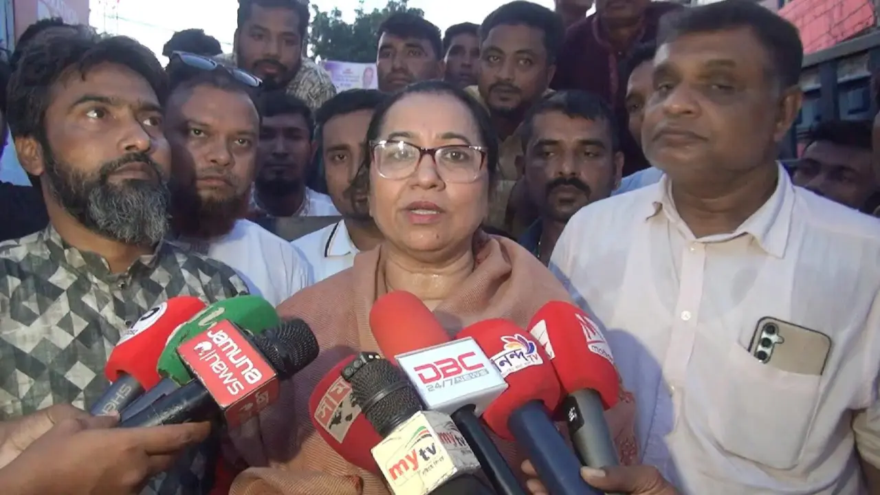 ‘রাষ্ট্রপতি পলিটিক্যাল হতে পারেন, এর বাইরেও হতে পারেন’