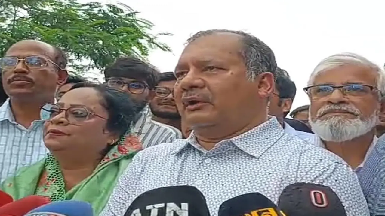রাজনীতি মানুষের ভাগ্য পরিবর্তনের পবিত্র প্রক্রিয়া : তথ্যমন্ত্রী