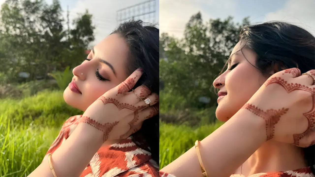 রোদের পরশে পরীমণির তিন ছবি