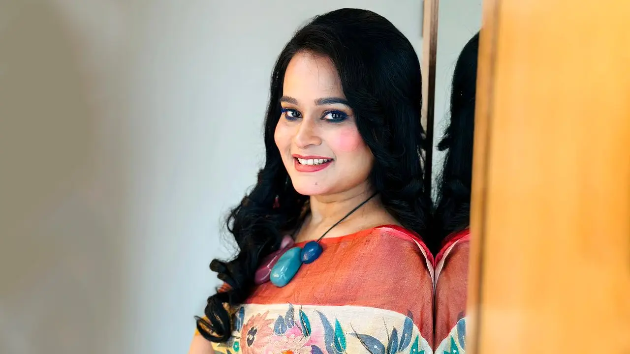 জন্মদিনে পুতুলের ‘বেখেয়ালি মন’