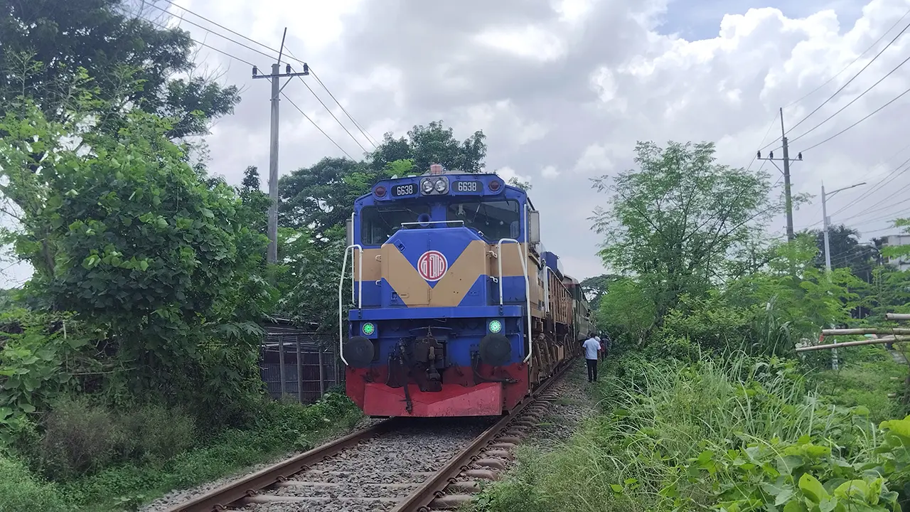 অবশেষে সচল হচ্ছে রাবি রেলওয়ে স্টেশন, প্রাথমিকভাবে থামবে ৩ ট্রেন