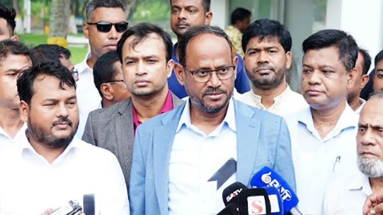রাজশাহীর চিড়িয়াখানাকে সাফারি পার্কের আদলে গড়ে তোলা হবে