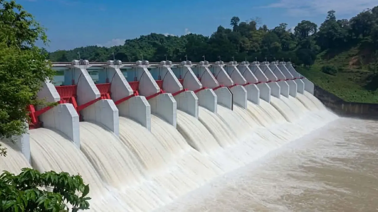 কাপ্তাই লেকের পানি বৃদ্ধিতে বিদ্যুৎ উৎপাদন বেড়েছে ২০০ মেগাওয়াট
