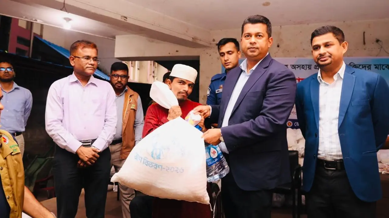 আবেদনের ২৪ ঘণ্টার মধ্যেই ২০০ প্রতিবন্ধী পরিবার পেল ত্রাণ