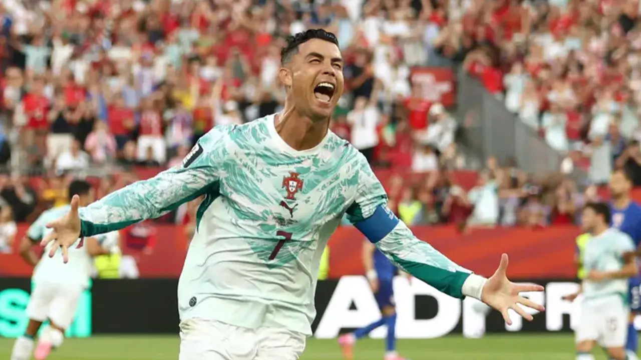বিশ্বকাপের নকআউটে গোলখরা কাটালেন রোনালদো