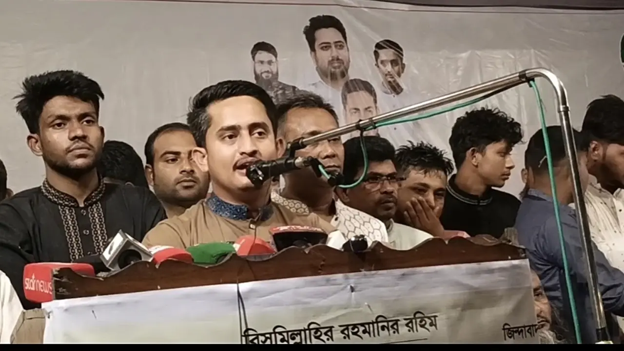 ‘গণভোট অবৈধ হলে স্বরাষ্ট্রমন্ত্রীও অবৈধ, বিএনপি সরকারও অবৈধ’