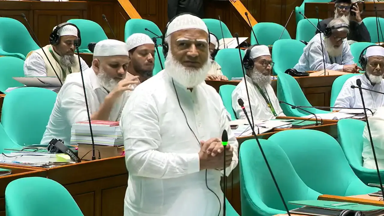 সরকারি হাসপাতালে ব্যবসার মেকানিজম ঢুকলে যা আছে তাও শেষ হয়ে যাবে