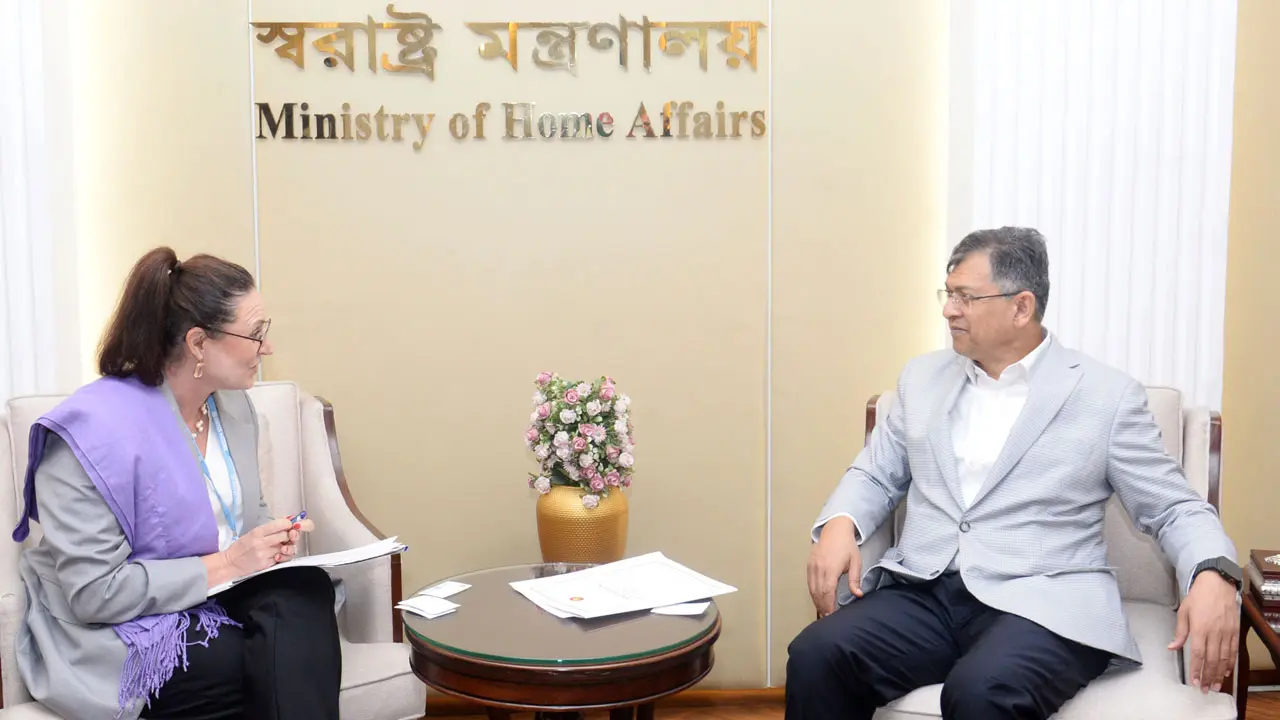স্বরাষ্ট্রমন্ত্রী-আইওএম মিশন প্রধানের বৈঠকে মানবপাচার রোধে জোর
