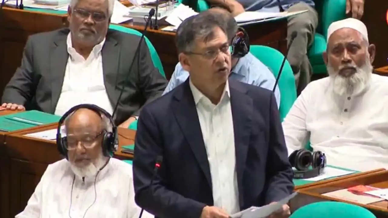 আইনি ভিত্তি ছাড়া গণভোট সম্ভব নয়, যমুনায় বসে কায়দা করে আদেশ হয়েছে