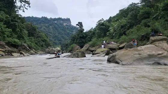 সাঙ্গু নদীতে নৌকাডুবি, পর্যটক নিখোঁজ