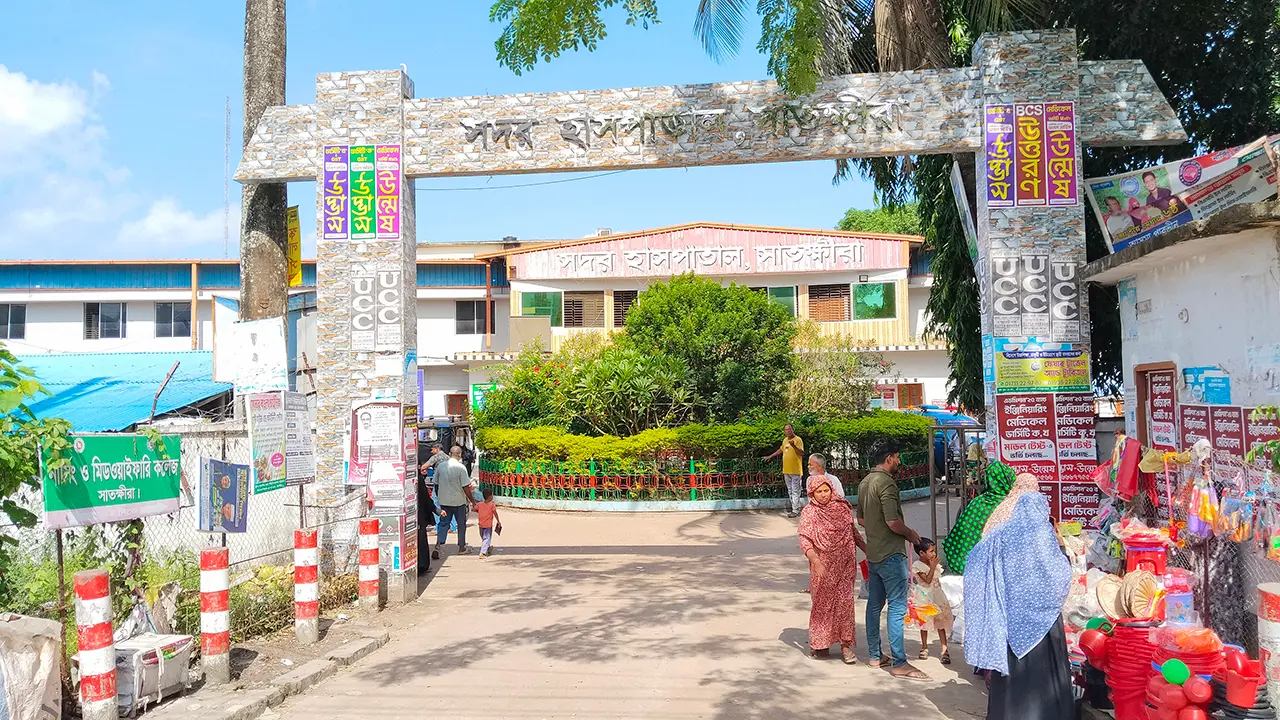 সাতক্ষীরায় বিদেশফেরত নারীর ঝুলন্ত মরদেহ উদ্ধার