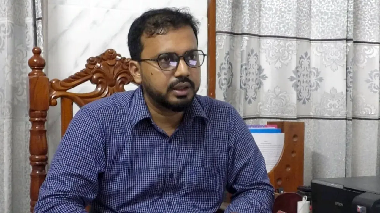 সাতক্ষীরার সেই কৃষি কর্মকর্তাকে স্ট্যান্ড রিলিজ
