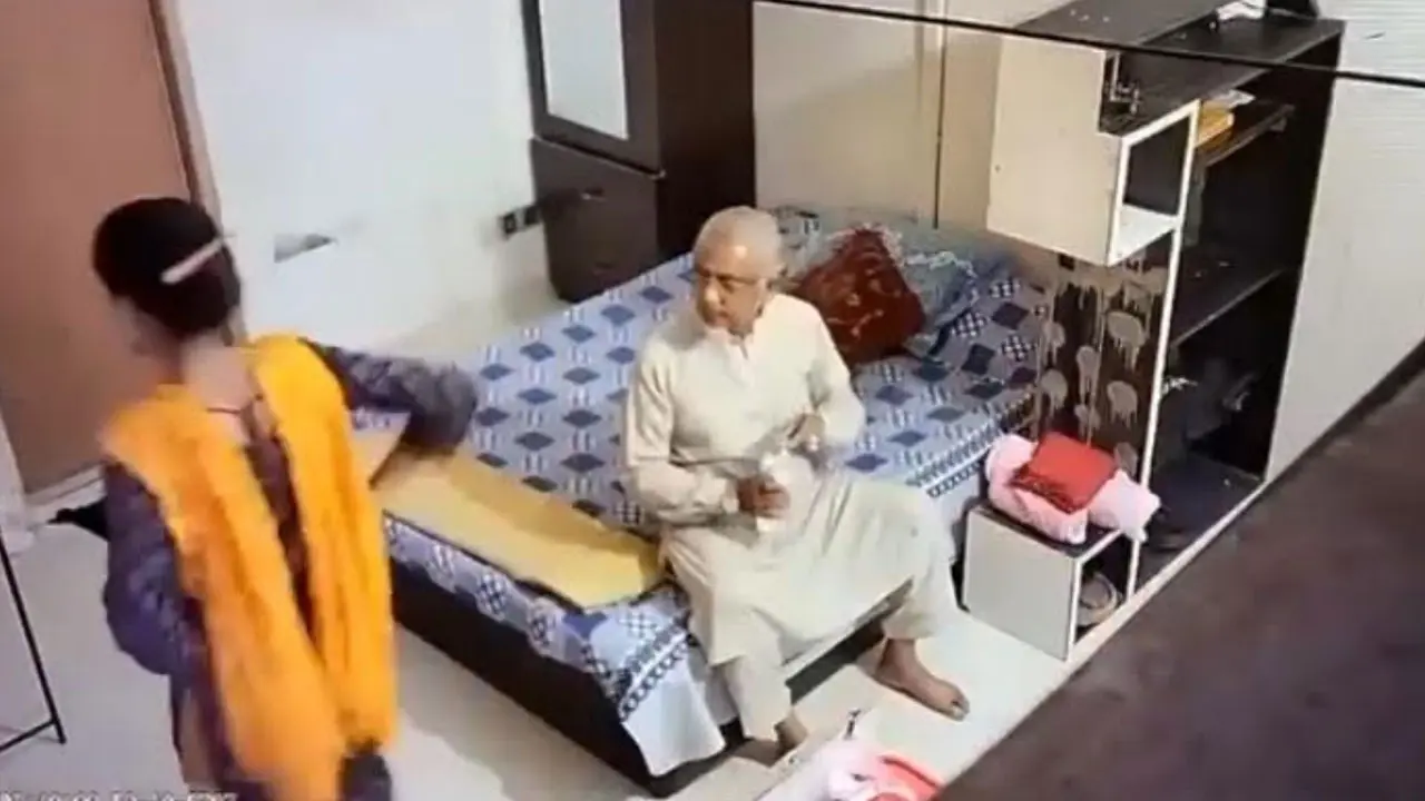 জামায়াত এমপির ভিডিও ভাইরাল, ব্ল্যাকমেইলের অভিযোগ