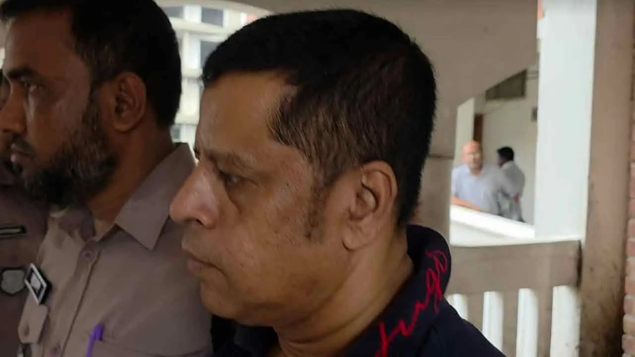 হত্যাচেষ্টা ও বিস্ফোরক মামলায় সেলিম প্রধান গ্রেপ্তার