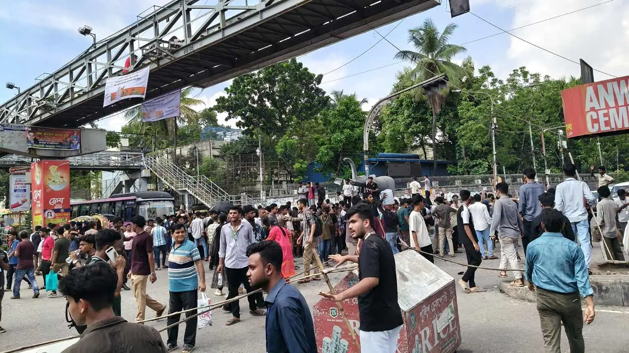 শিক্ষাবোর্ড ঘুরে আবারও সাইন্সল্যাবে শিক্ষার্থীদের অবস্থান