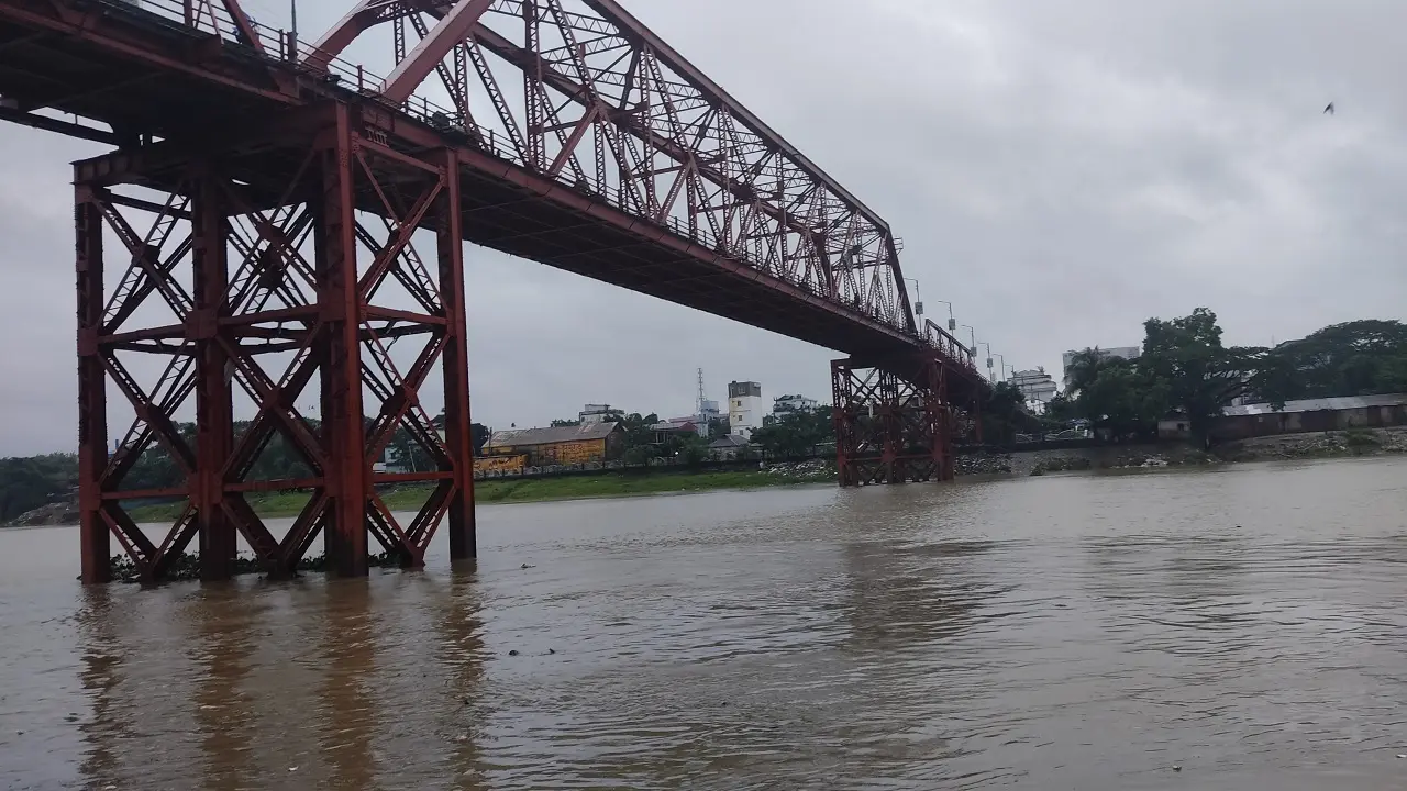 সিলেটে বাড়ছে নদ-নদীর পানি, নিম্নাঞ্চলে আকস্মিক বন্যার শঙ্কা