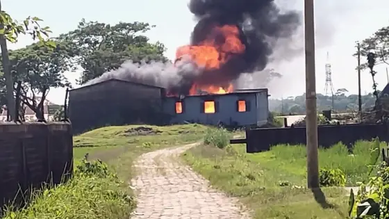 সিলেটে গ্যাস সিলিন্ডারের গোডাউনে বিস্ফোরণ, দগ্ধ ৩