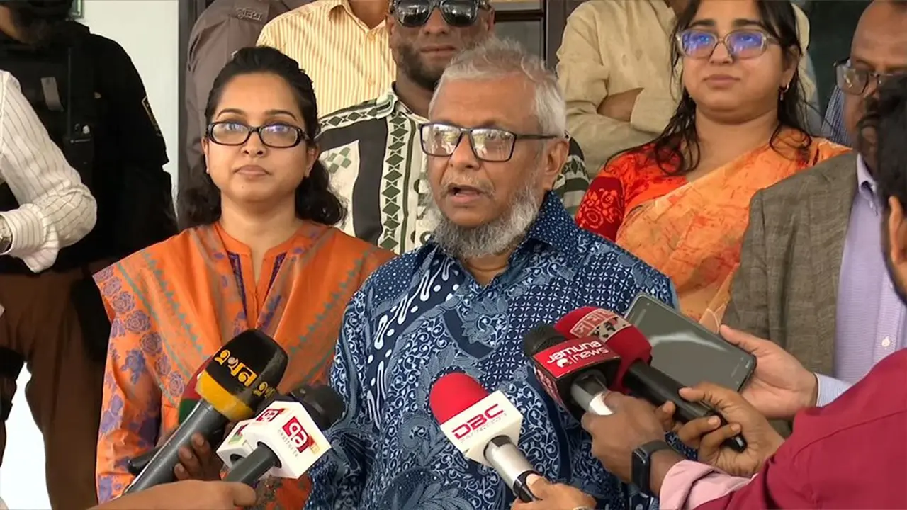 বাংলাদেশিদের জন্য মালয়েশিয়ার শ্রমবাজার খুলে গেছে : প্রবাসী কল্যাণমন্ত্রী