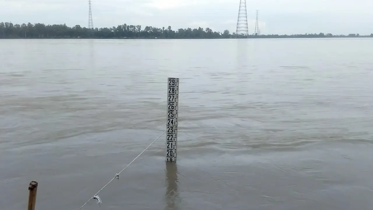 তিস্তার পানি কমে বিপৎসীমার নিচে