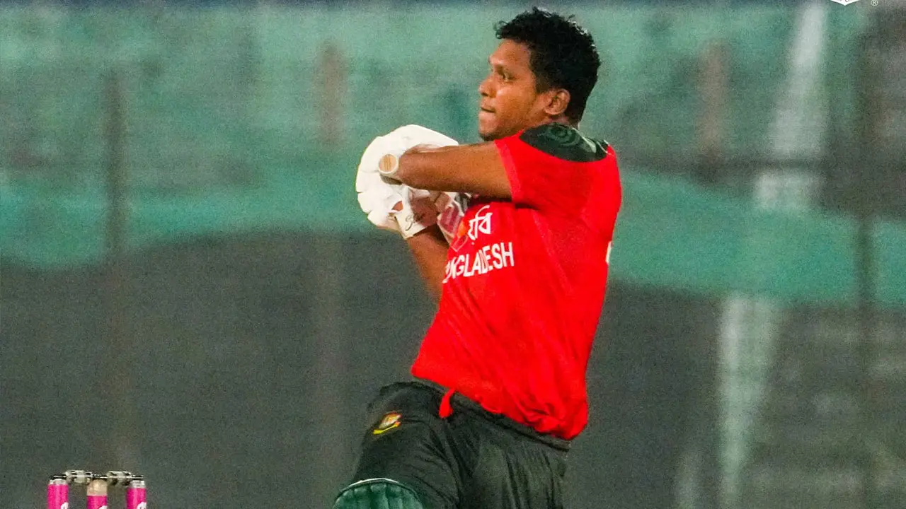 ৪ বলে ৪ ছক্কা হাঁকিয়ে যা বললেন সাইফউদ্দিন