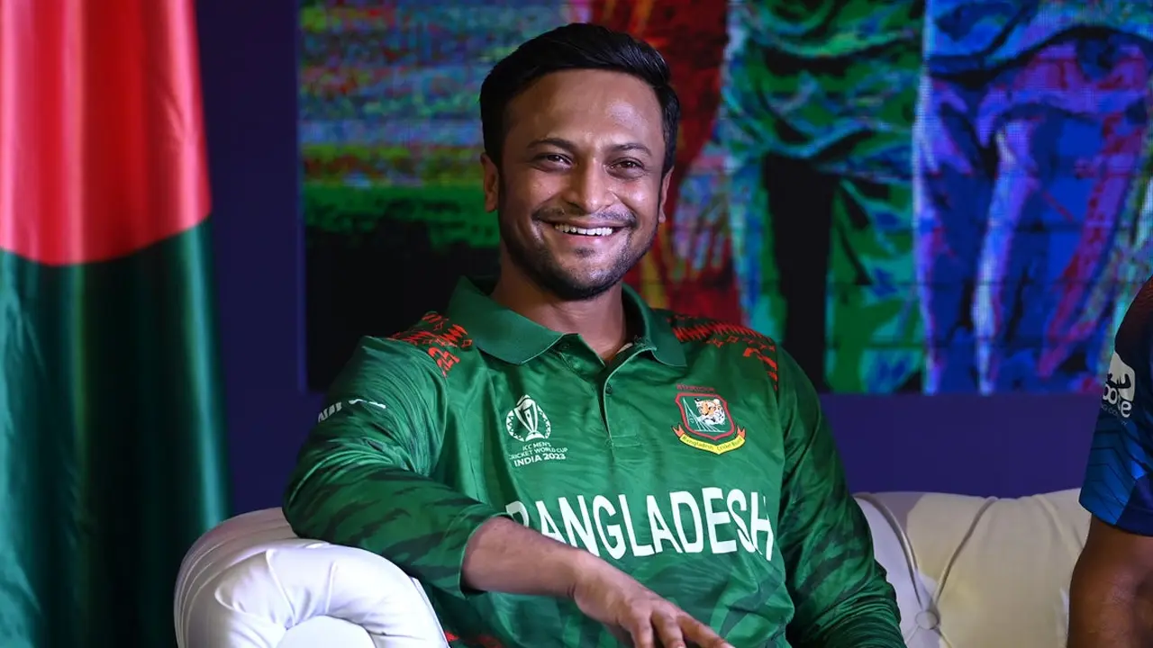 আশা করি খুব শিগগিরই দেশে ফিরব: সাকিব