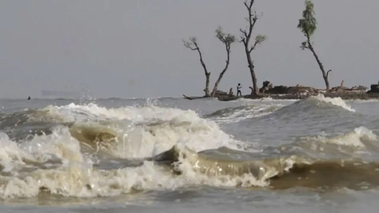 উত্তর বঙ্গোপসাগরে লঘুচাপের সম্ভাবনা, দেশের বিভিন্ন স্থানে বৃষ্টির আভাস