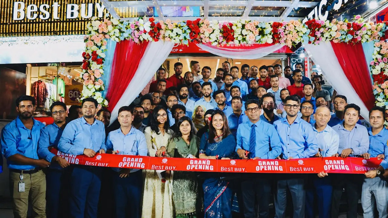 বনানীতে আরএফএল ‘বেস্ট বাই’-এর নতুন শোরুম উদ্বোধন