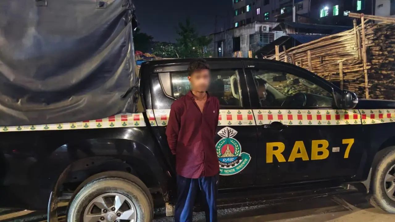 চট্টগ্রামে সংঘবদ্ধ ধর্ষণ মামলার পলাতক আসামি গ্রেপ্তার