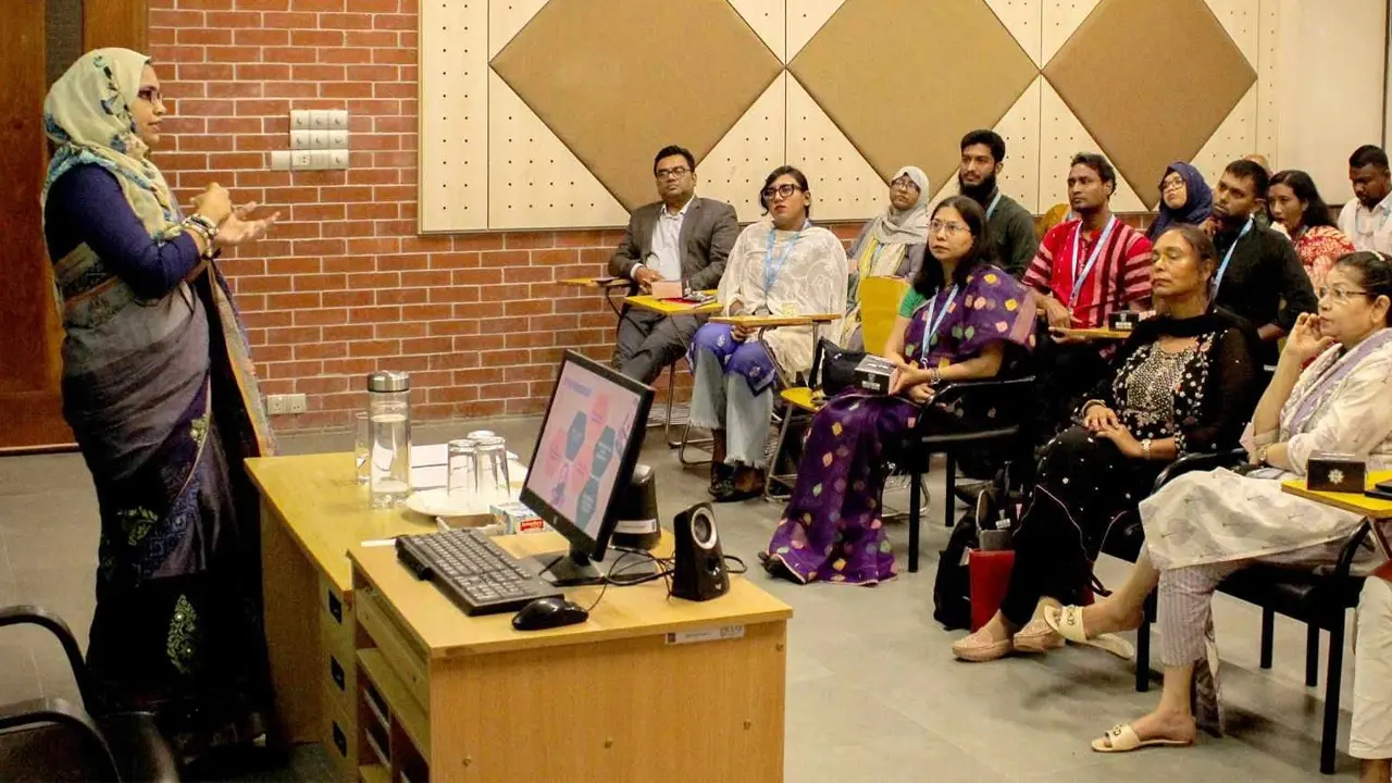 উচ্চশিক্ষায় এআই ব্যবহারে ইউল্যাবে প্রশিক্ষণ শুরু