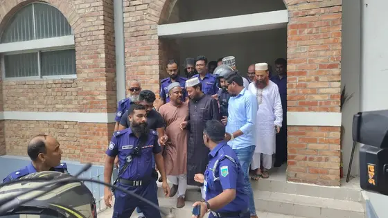 মানহানির মামলায় স্থায়ী জামিন পেলেন এমপি আমির হামজা