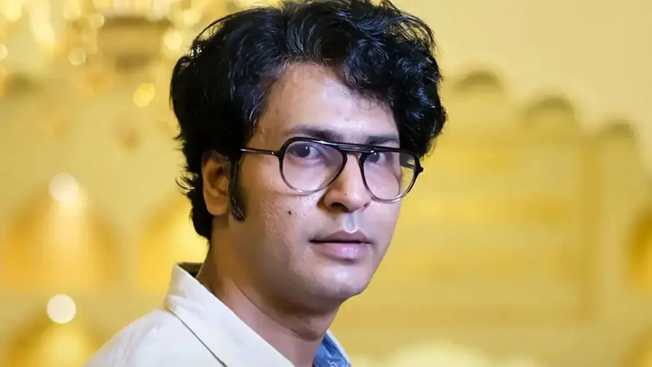 ‘আমার চেয়ে সাধারণ কলাকুশলীরা বেশি ভুগেছেন’ বললেন অনির্বাণ