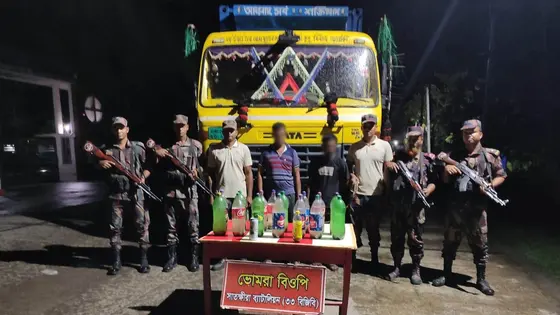 সাতক্ষীরা সীমান্তে ৯৪ লাখ টাকার মাদক-চোরাচালানি পণ্য জব্দ