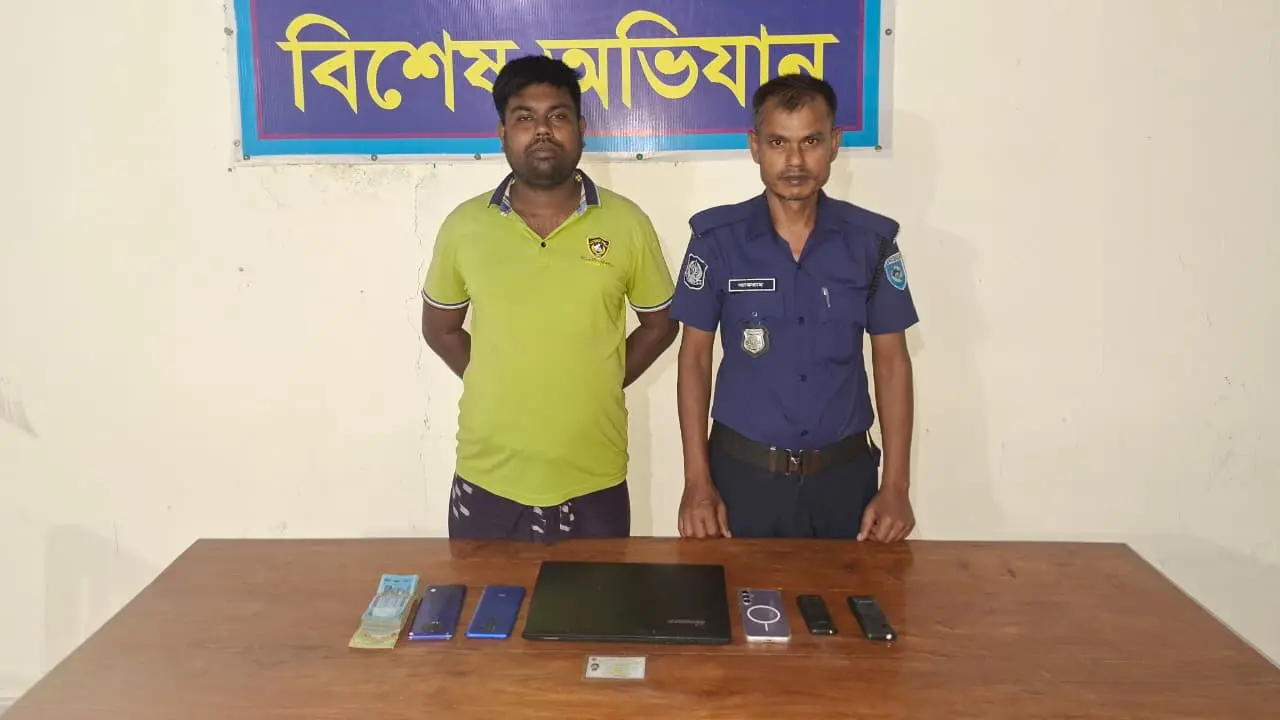 বিকাশ ও নগদ ব্যবসার আড়ালে অনলাইন ক্যাসিনো, জুয়ারি আটক