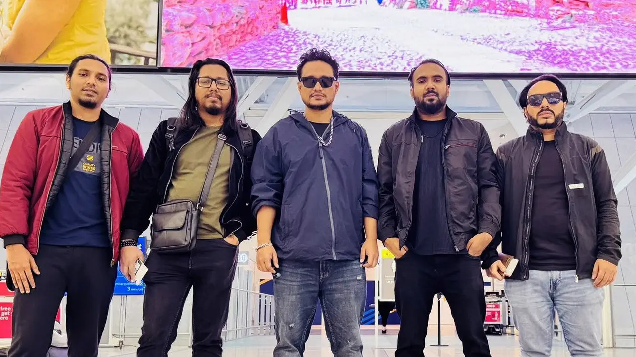 অ্যাশেজের নতুন গান ‘খোয়াবে’