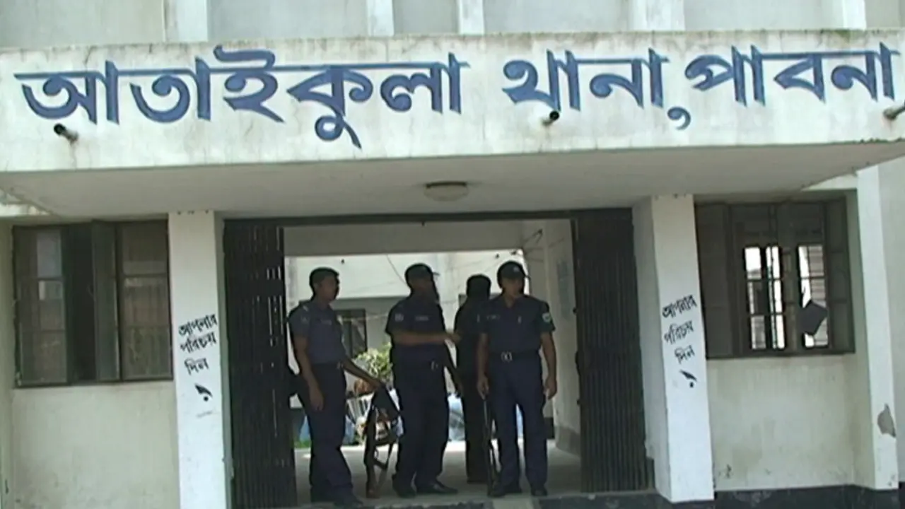পাবনায় স্কুলছাত্রীকে ধর্ষণের চেষ্টা, যুবদল নেতা গ্রেপ্তার