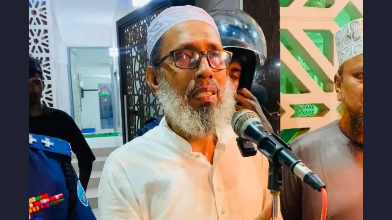 মায়ের জানাজায় ৫ ঘণ্টার প্যারোলে পটিয়ার সাবেক মেয়র আইয়ুব বাবুল