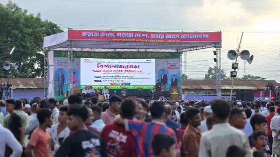 ‘বাবা-মায়ের দেখানো পথে দেশটাকে এগিয়ে নিয়ে যাক প্রধানমন্ত্রী’