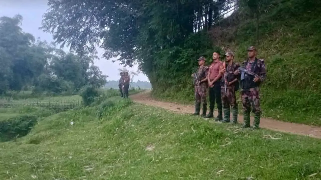 ১১ জেলার সীমান্তে বিজিবির সঙ্গে আনসার মোতায়েন