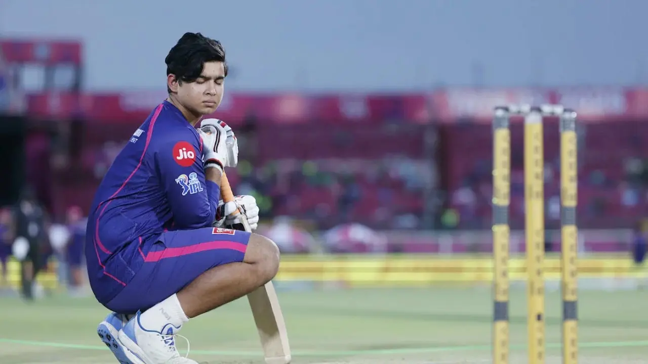 জনপ্রিয়তা বাড়ছে হু হু করে, বিজ্ঞাপনে মুখ দেখাতে দুই কোটি নিচ্ছেন বৈভব