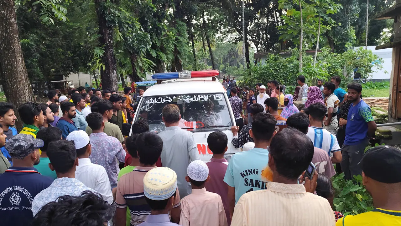ব্রাজিলের সমর্থনে শোভাযাত্রায় যাওয়ার পথে প্রাণ গেল যুবকের