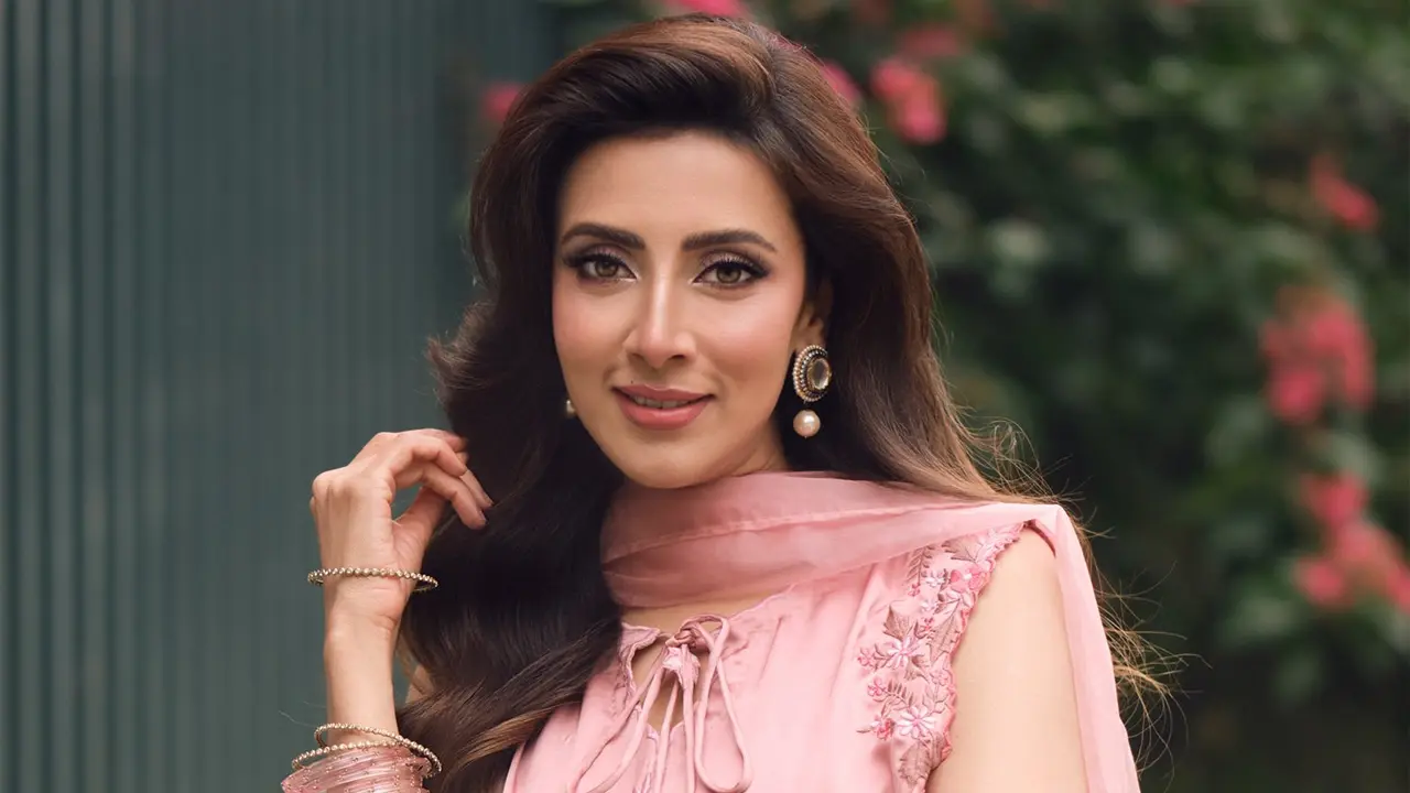 ভক্তদের কথা চিন্তা করেই ছবিটা করেছি : মিম