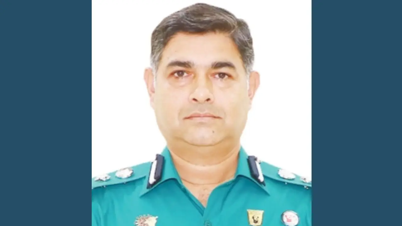সাময়িক বরখাস্ত হলেন পুলিশ টেলিকমের ডিআইজি বিপ্লব বিজয় তালুকদার