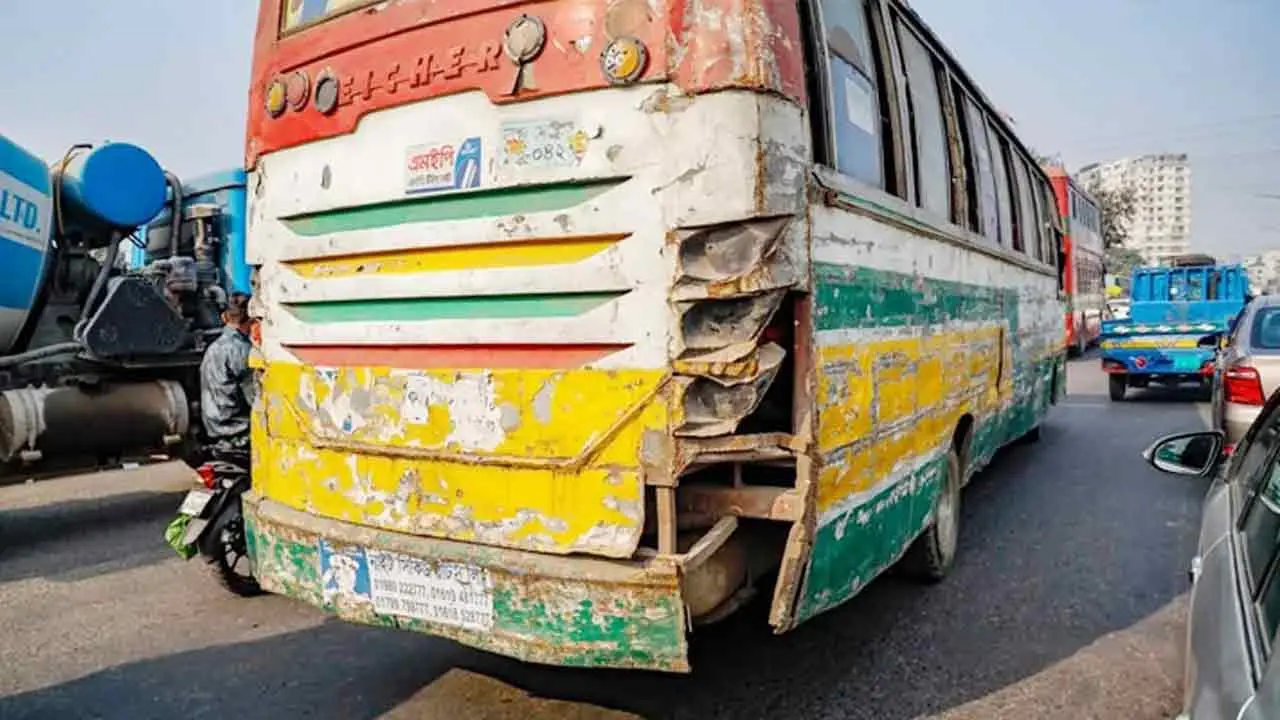 ফিটনেসবিহীন যানবাহন সড়কে চললে ব্যবস্থা